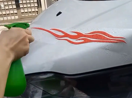 車貼的安裝方法、流程及注意事項(xiàng)的濕貼法