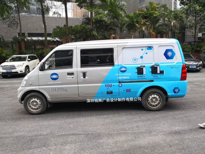 我想在面包車制作車身廣告,廣告效應(yīng)可行嗎？