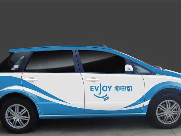 出租車車身廣告有哪些優(yōu)勢？價格多少錢